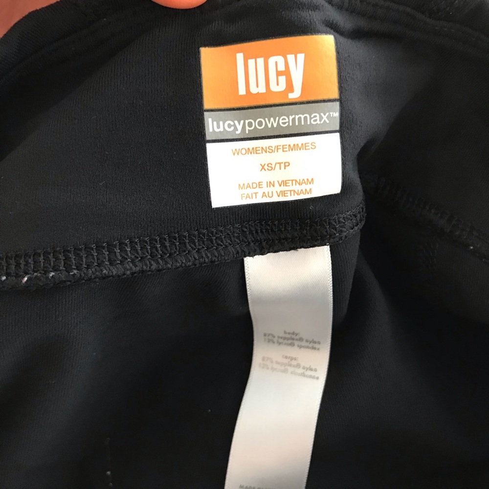 Lucy Blck Crop to Knee Pants XS In EUC! - Picture 2 of 4